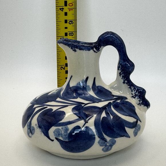 Blue and White Painted Floral Pitcher -‎ Decanter Vase Decor Vintage - Picture 6 of 6